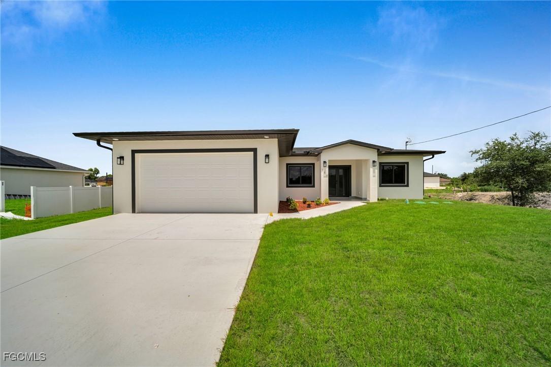 714 Euston Ave., Lehigh Acres, FL 33974