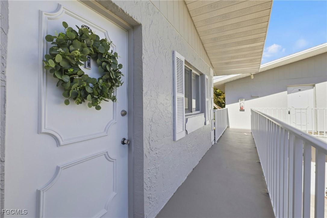 8071 Country Rd. #204, Fort Myers, FL 33919