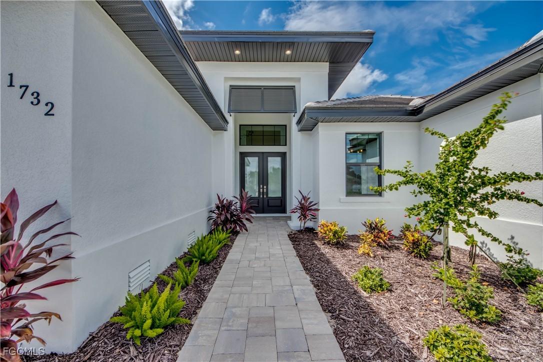 1732 SE 40th Ter., Cape Coral, FL 33904