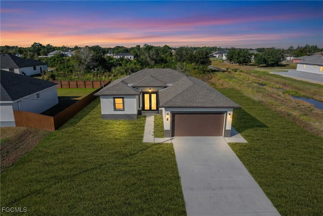 4700 Dora Ave., Lehigh Acres, FL 33974