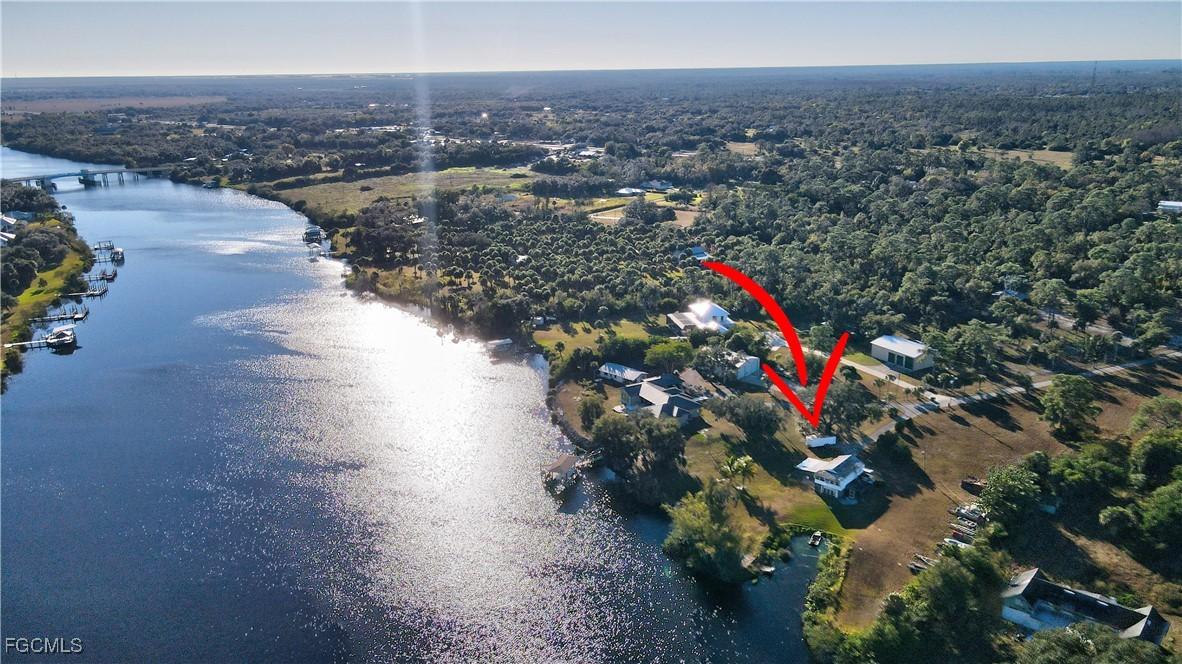 2111 Gardner Ct., Alva, FL 33920