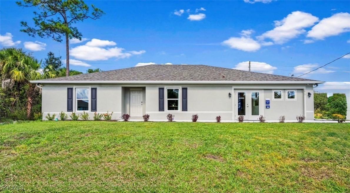 5021 NE Tradewinds Cir., Labelle, FL 33935