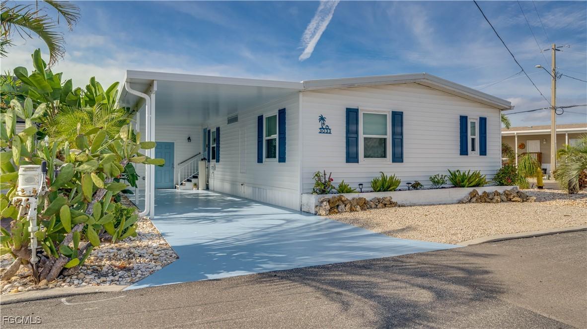 3033 Bounty Ln., St James City, FL 33956