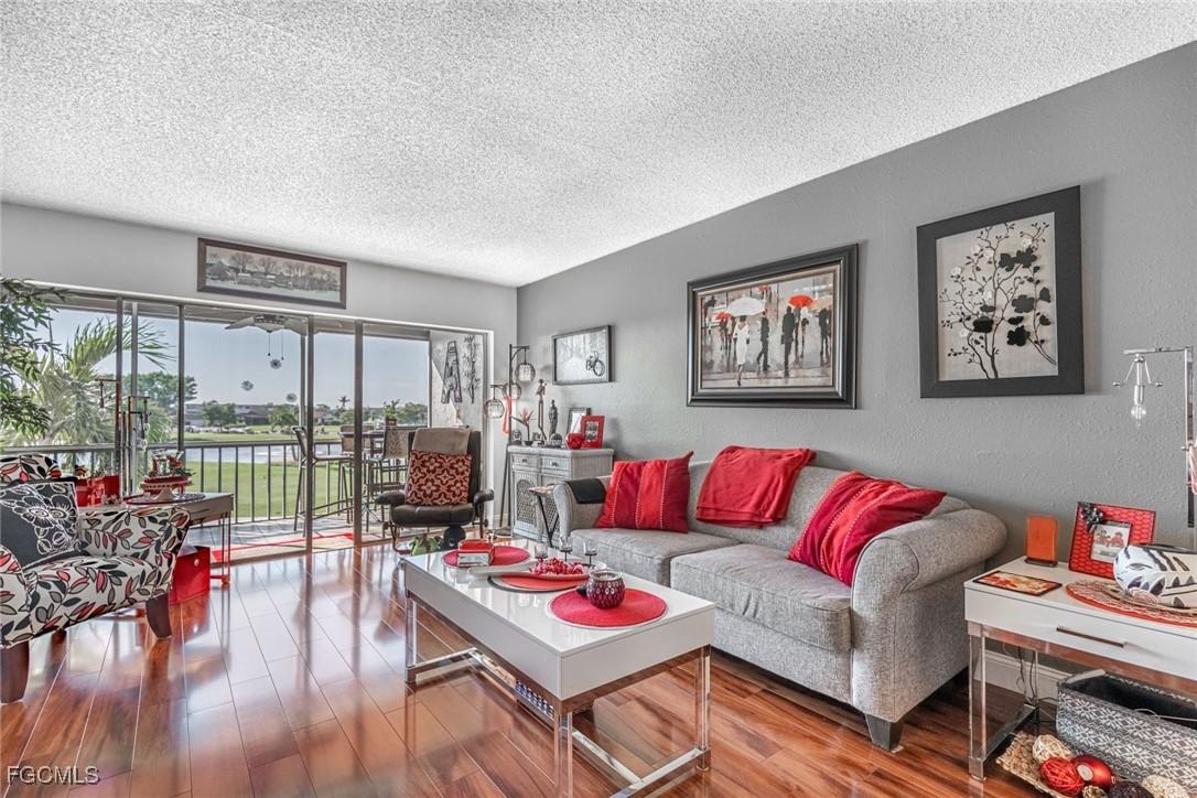 1660 Pine Valley Dr. #210, Fort Myers, FL 33907