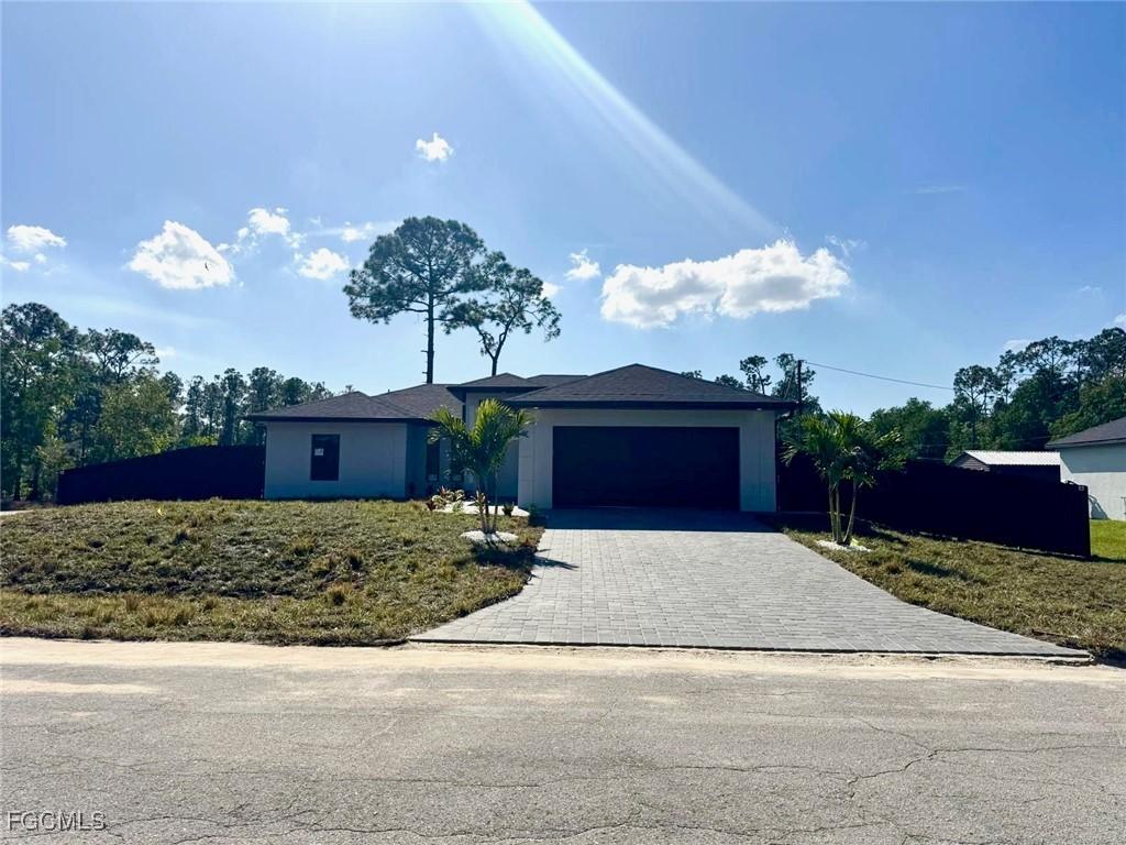 1206 E 11th St., Lehigh Acres, FL 33972