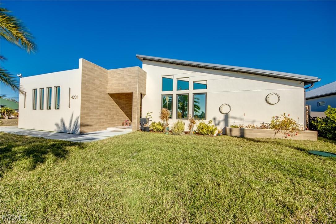 4231 NW 12th Ln., Cape Coral, FL 33993