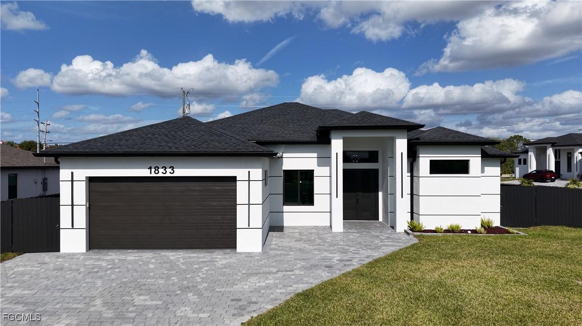 1833 NE 23rd Ter., Cape Coral, FL 33909