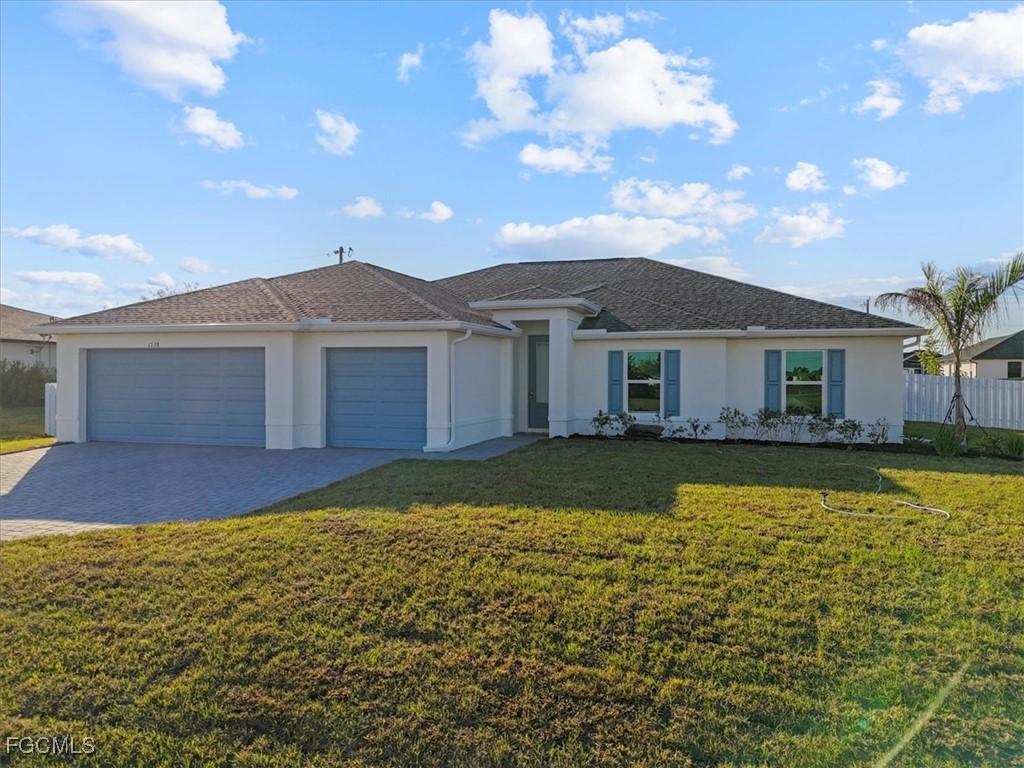 3586 NE 9th Pl., Cape Coral, FL 33909