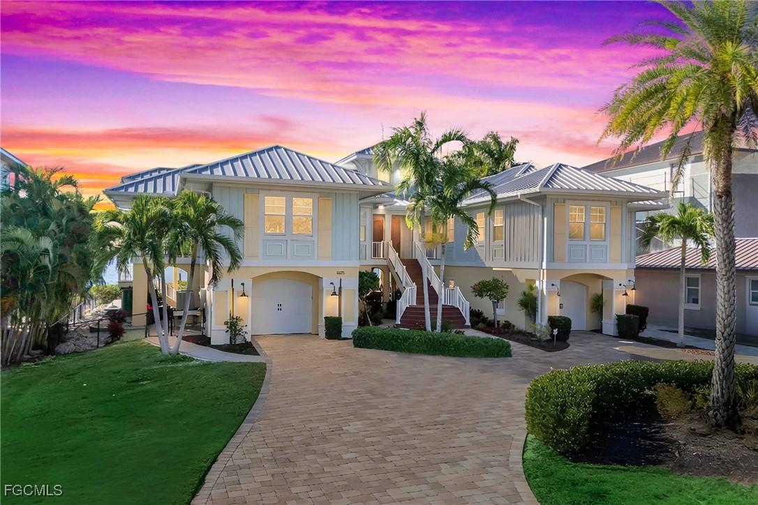 12271 Shoreview Dr., Matlacha, FL 33993