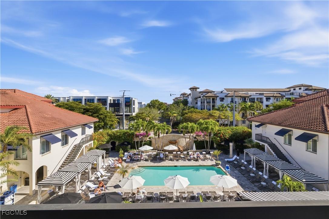 221 9th St. #405, Naples, FL 34102