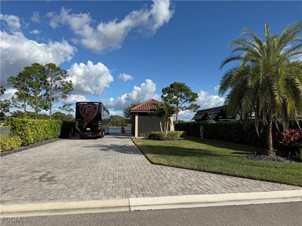 13221 Golden Palms Cir., Fort Myers, FL 33913