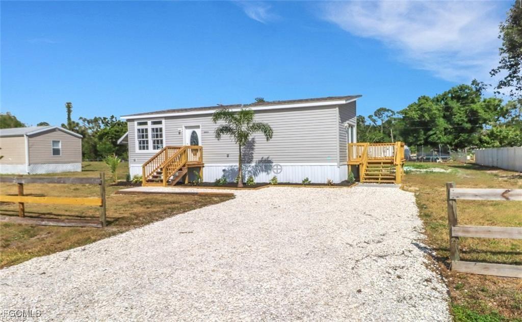 8093 Marx Dr., North Fort Myers, FL 33917