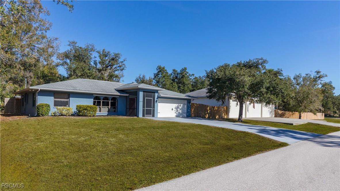 16376 Chicopee Ave., Port Charlotte, FL 33954