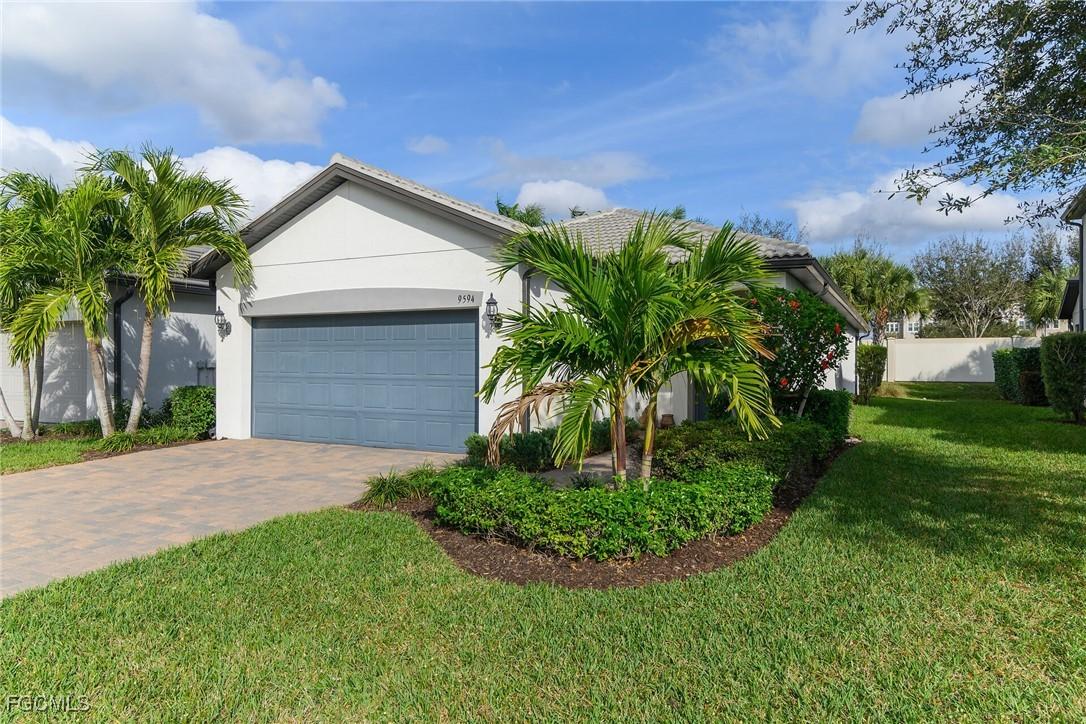 9594 Bexley Dr., Fort Myers, FL 33967