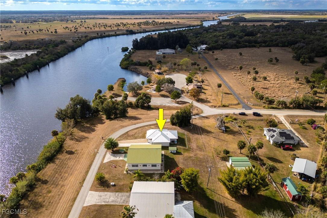 1053 Lock Ln., Moore Haven, FL 33471