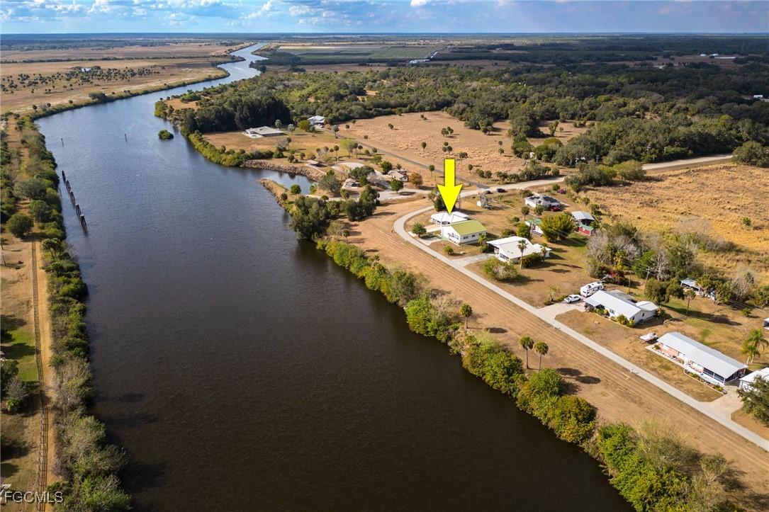 1053 Lock Ln., Moore Haven, FL 33471