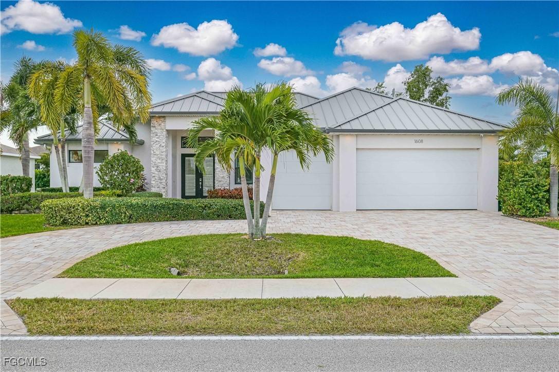 1608 Beach Pkwy., Cape Coral, FL 33914