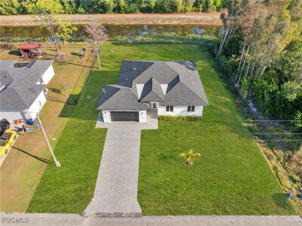 337 Jourferie Rd., Lehigh Acres, FL 33974