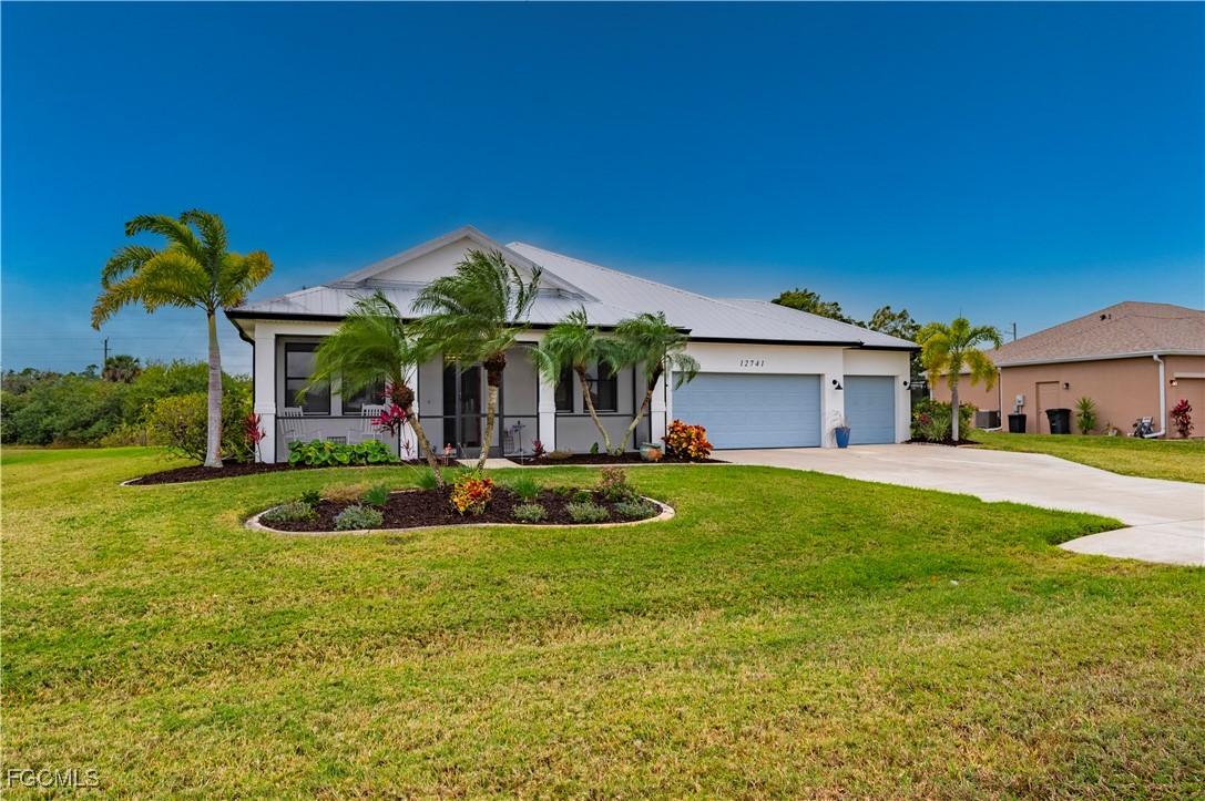 12741 Sw Pembroke Cir., Lake Suzy, FL 34269