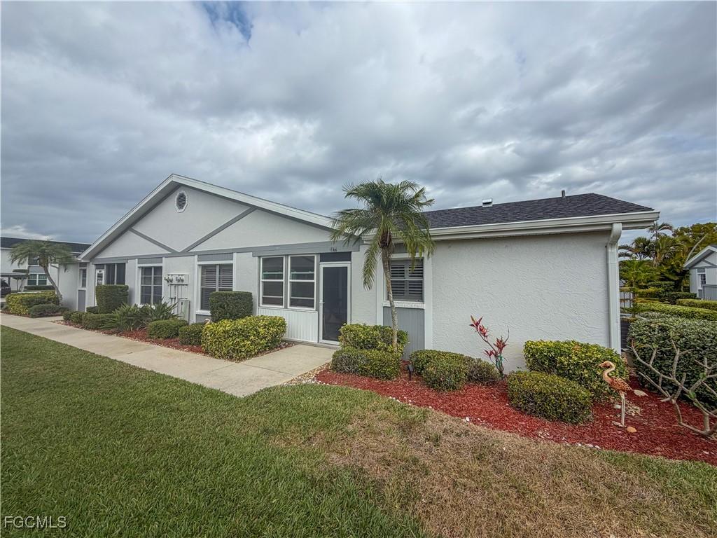 6877 Sandtrap Dr., Fort Myers, FL 33919