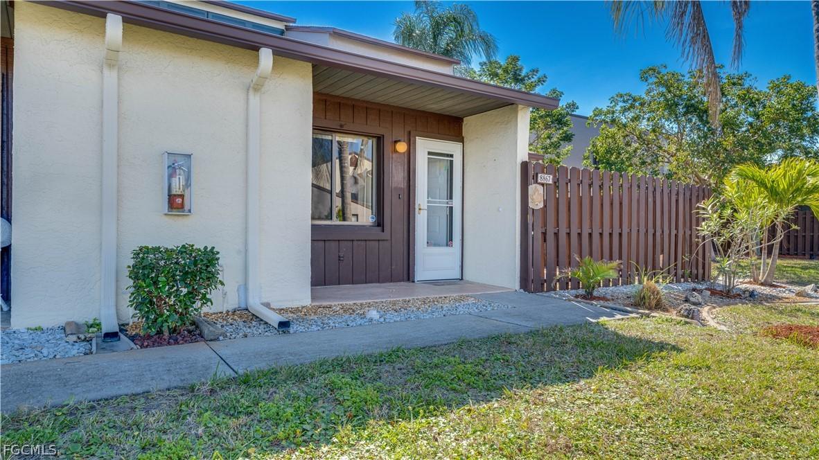 8867 Somerset Blvd., Fort Myers, FL 33919
