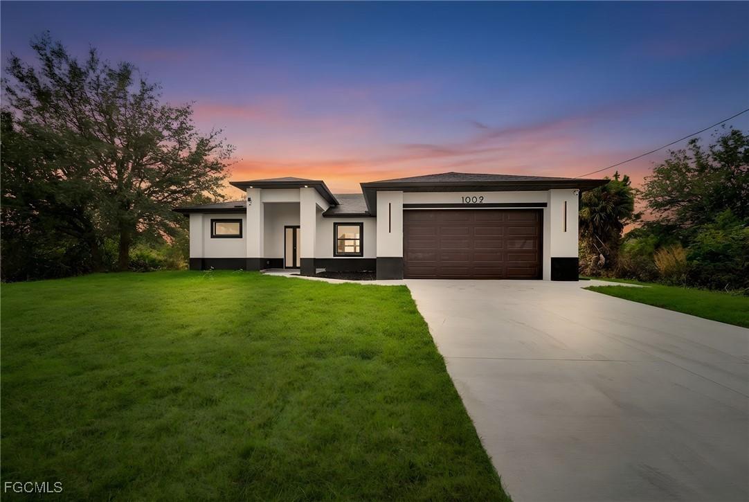 1002 Kanuga St., Lehigh Acres, FL 33974