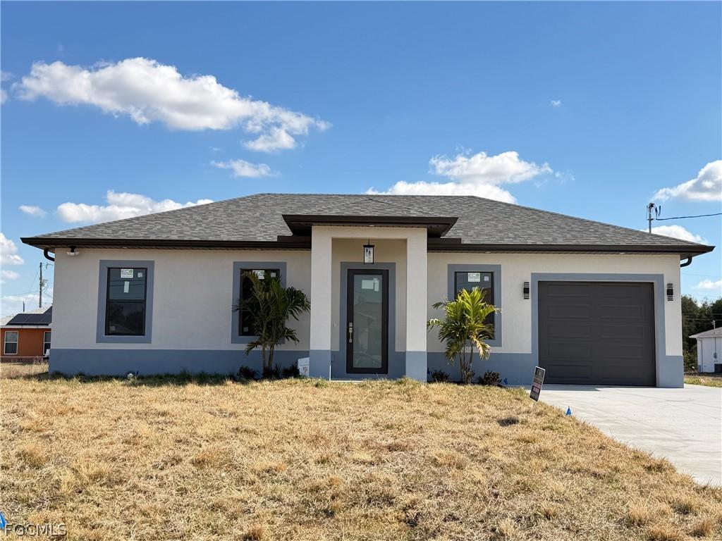 383 Pennfield Ave., Lehigh Acres, FL 33974