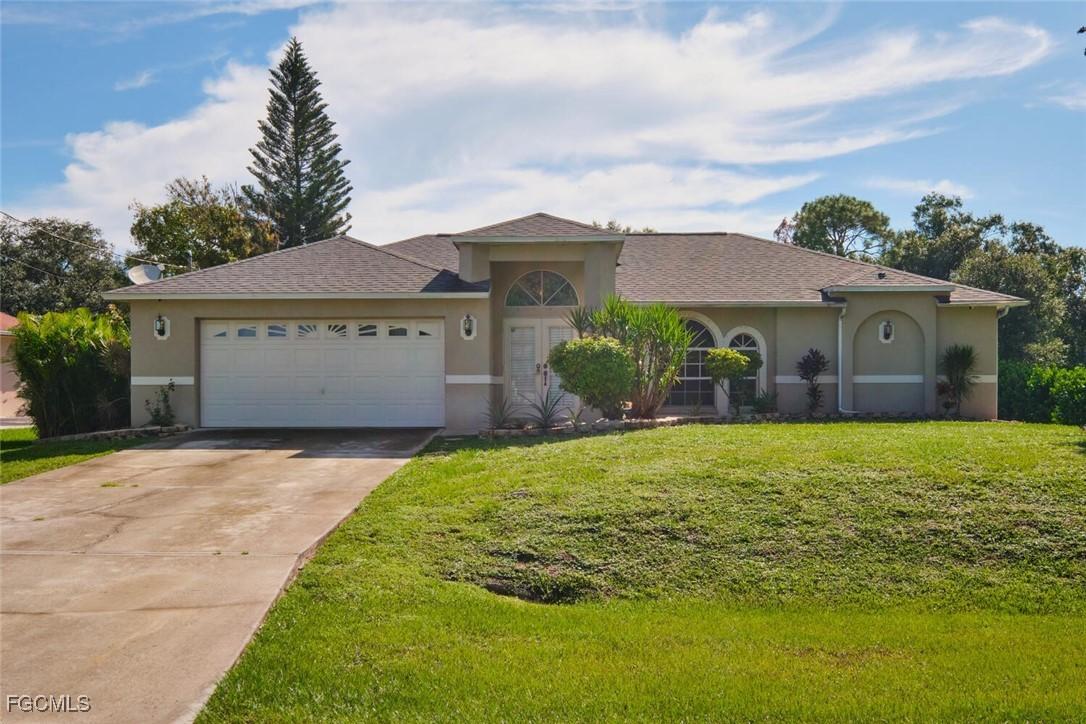 6111 Astoria Ave., Fort Myers, FL 33905