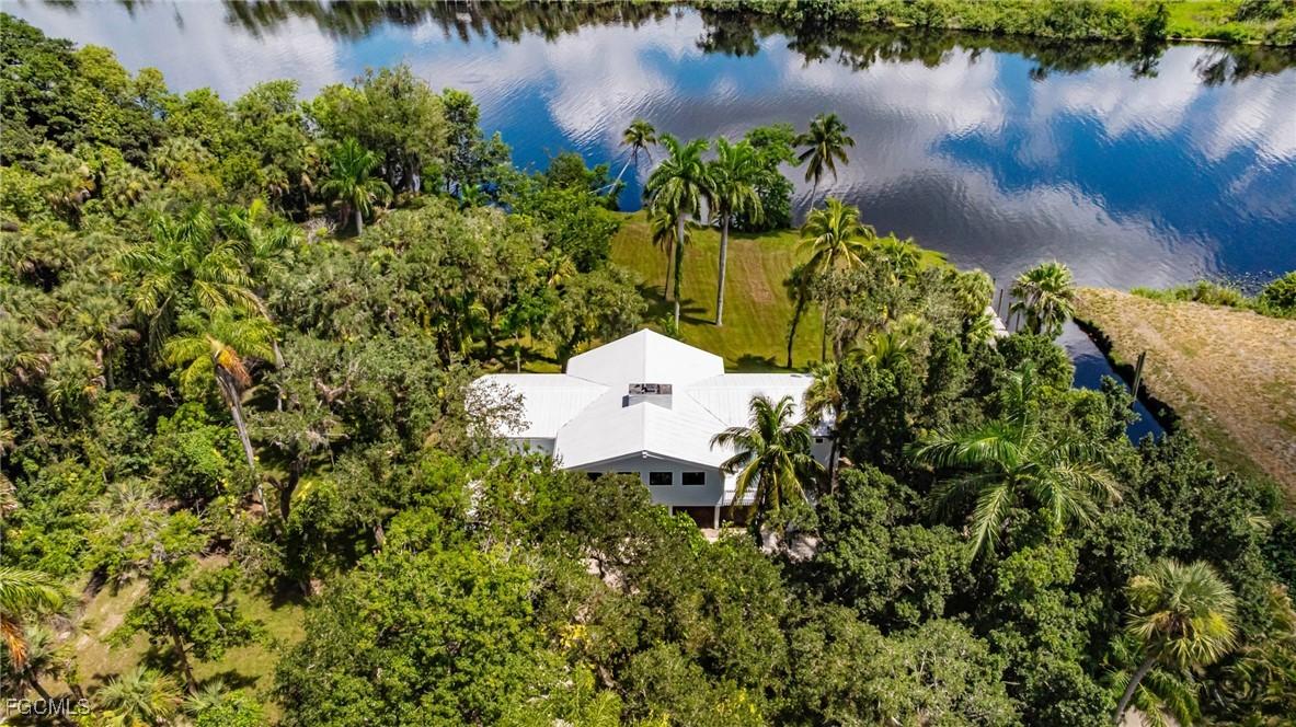 19481/483 S River Rd., Alva, FL 33920