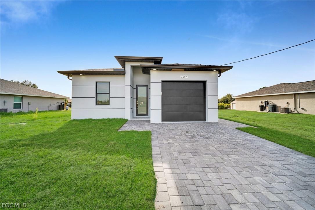 730 Goldrock Rd., Lehigh Acres, FL 33974