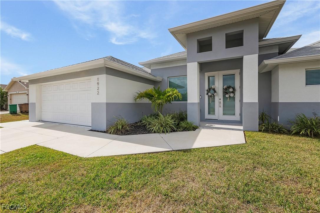 1922 NE 17th Pl., Cape Coral, FL 33909