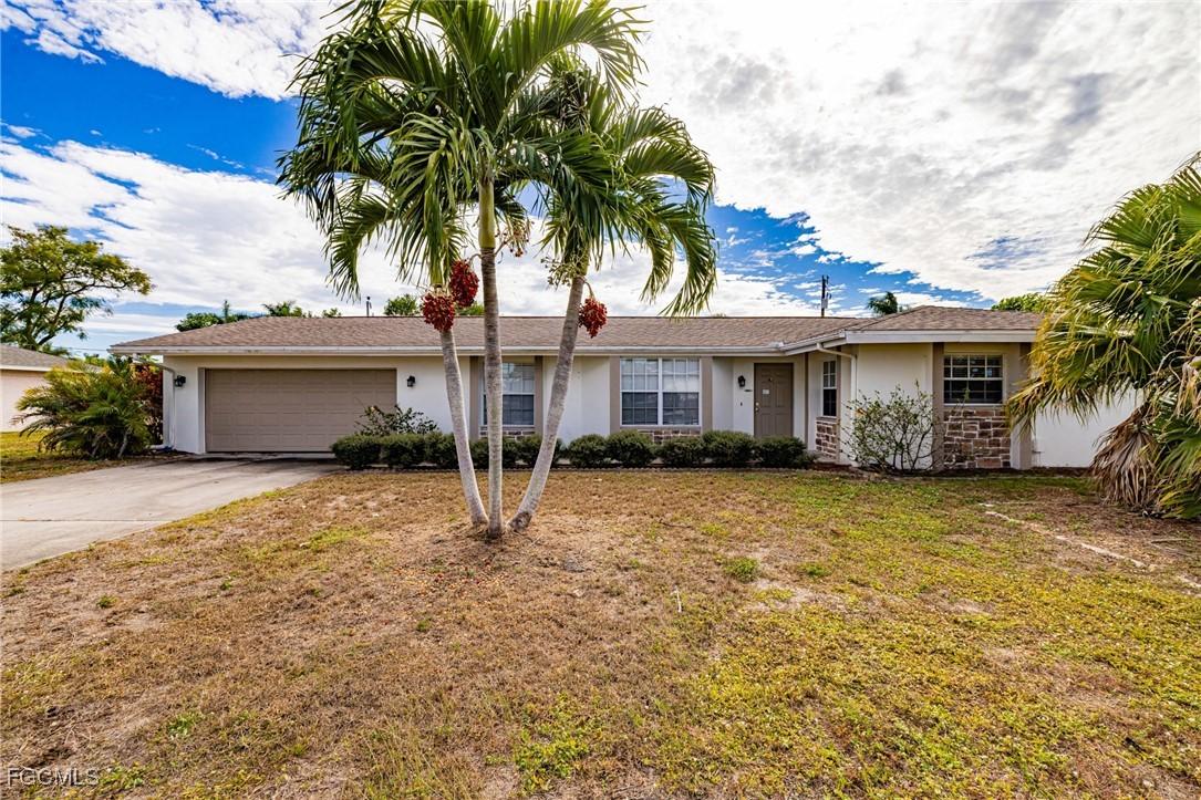 208 SE 43rd Ter., Cape Coral, FL 33904