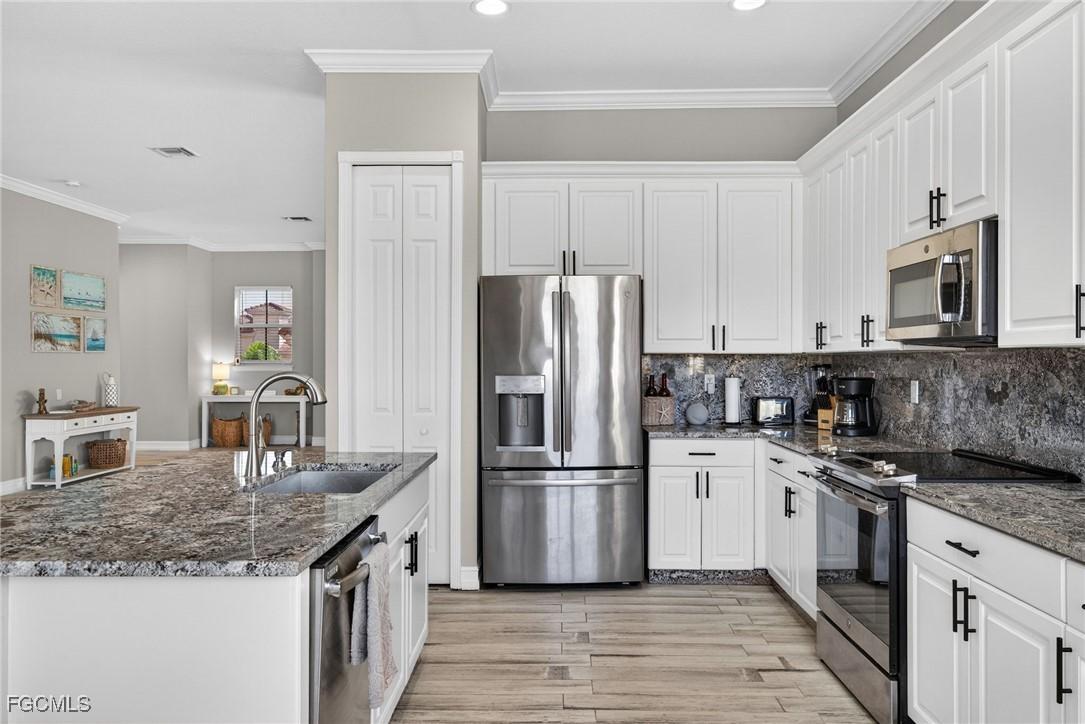 7071 San Lorenzo Ct. #201, Fort Myers, FL 33966