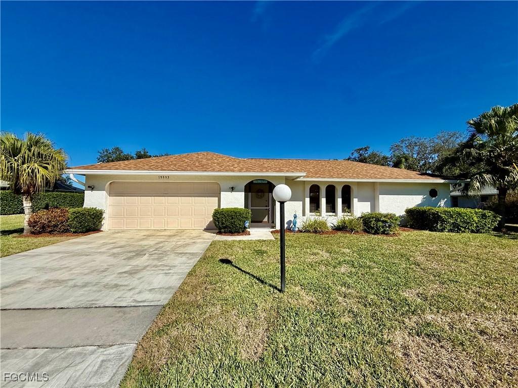 19993 Lake Vista Cir., Lehigh Acres, FL 33936