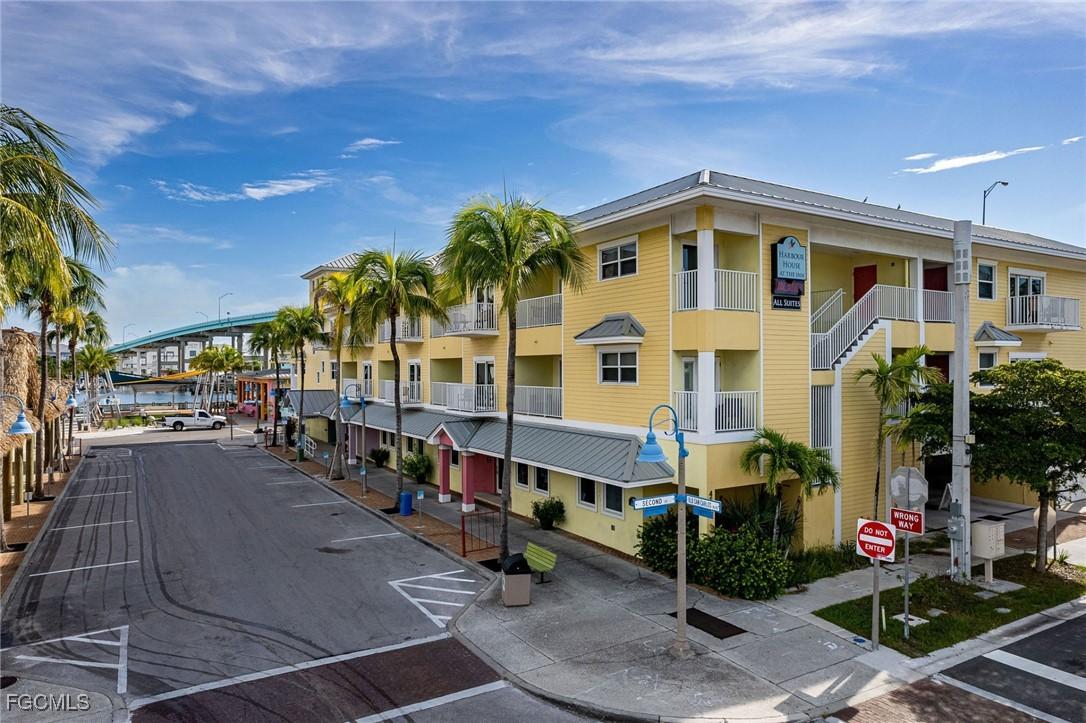 450 Old San Carlos Blvd. #303, Fort Myers Beach, FL 33931