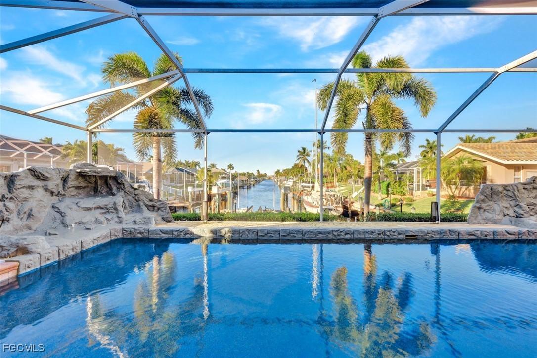 907 SW 51st Ter., Cape Coral, FL 33914