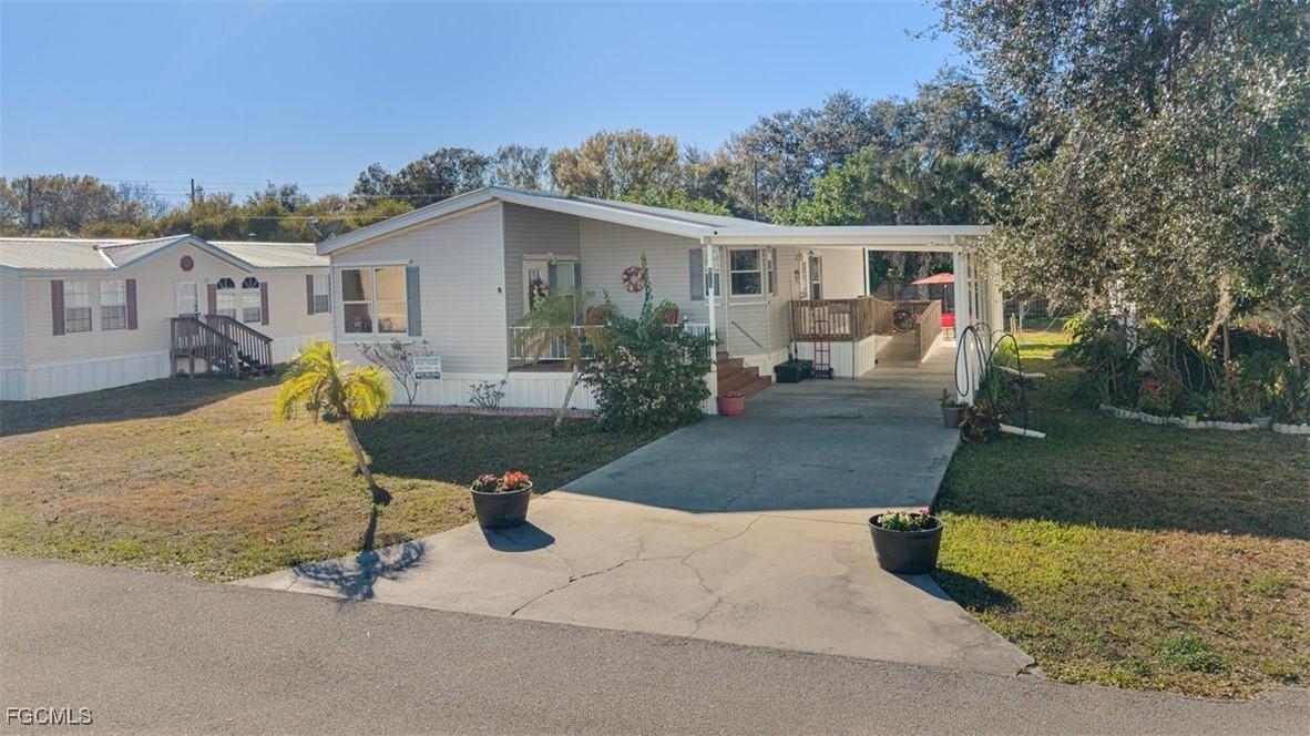 925 Yacht Club Way, Moore Haven, FL 33471