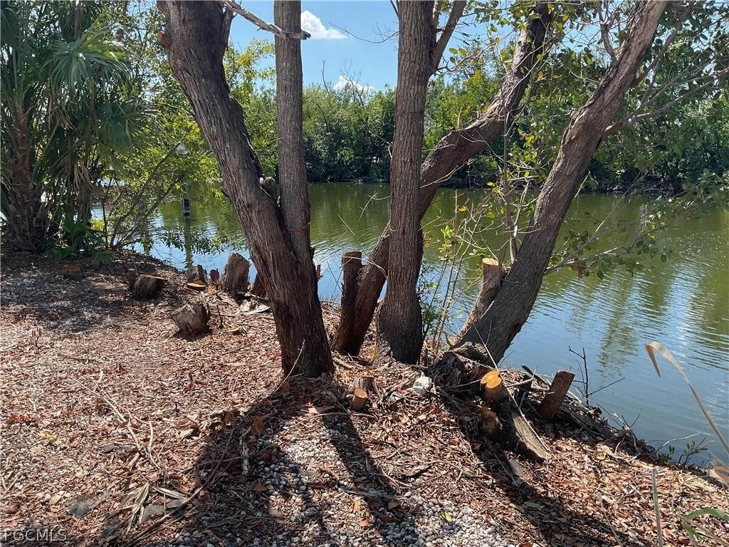 7156 Cobiac Dr., St James City, FL 33956