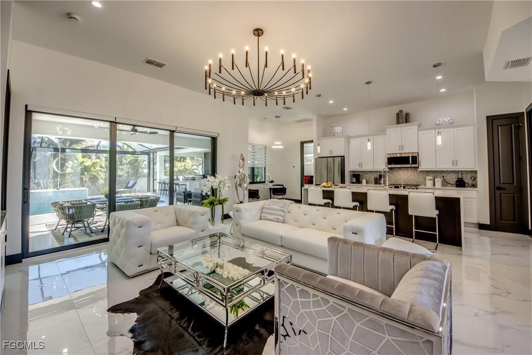 4345 SW 25th Ct., Cape Coral, FL 33914