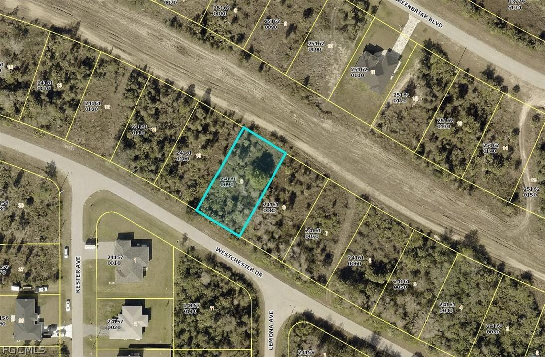 462 Westchester Dr., Lehigh Acres, FL 33972