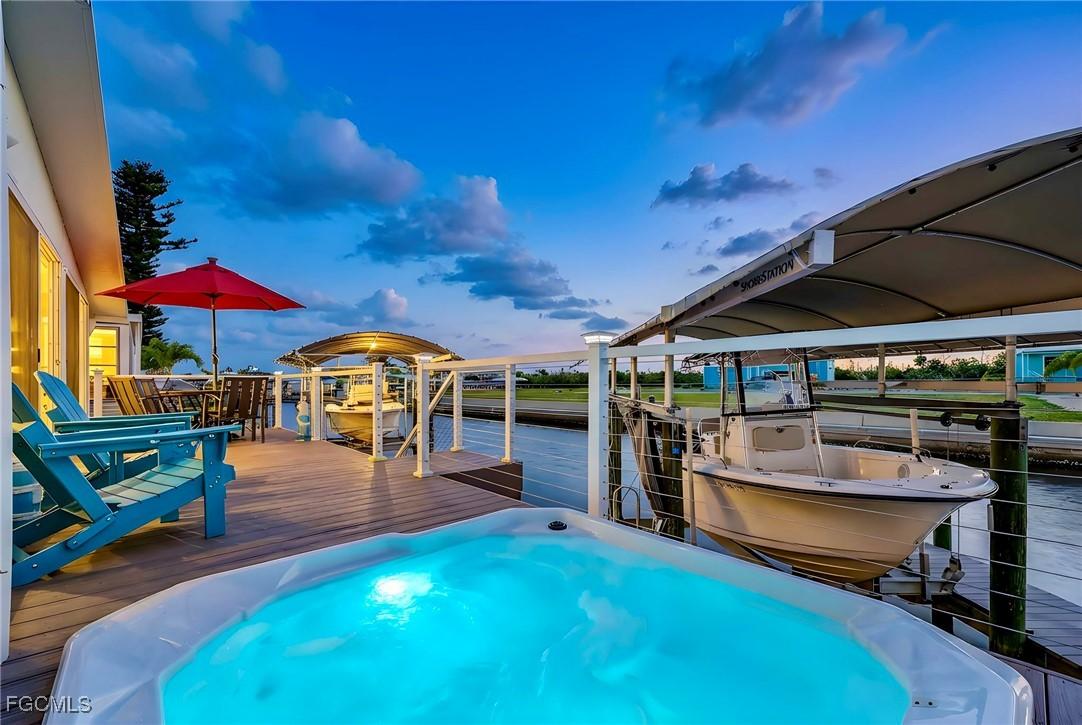 2991 Sloop Ln., St James City, FL 33956