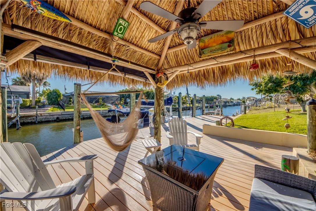 5317 SW 11th Pl., Cape Coral, FL 33914