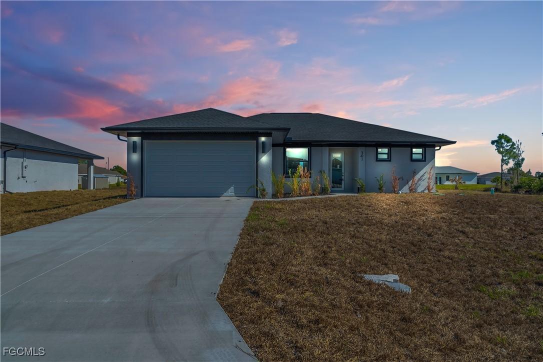 341 Pyramid Ave., Lehigh Acres, FL 33974