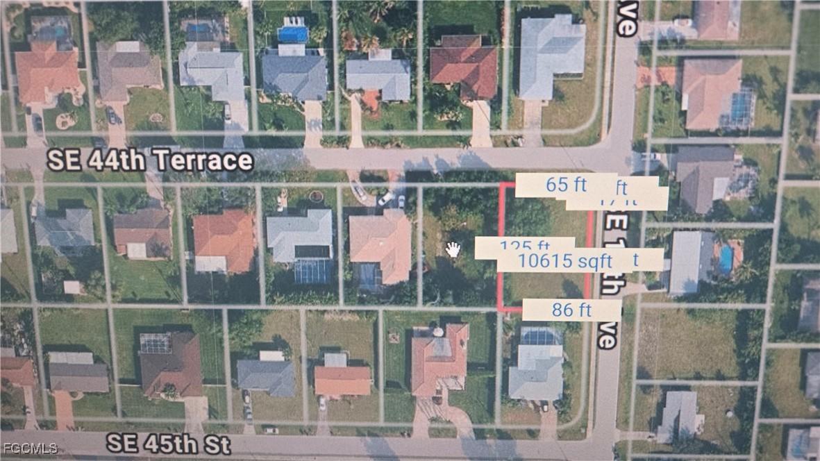 1342 SE 44th Ter., Cape Coral, FL 33904
