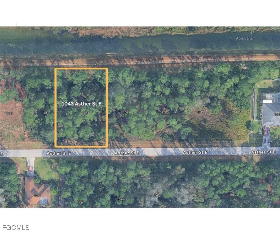 1043 Asther St., Lehigh Acres, FL 33974
