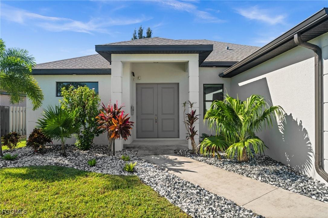 624 NW 2nd Ter., Cape Coral, FL 33993