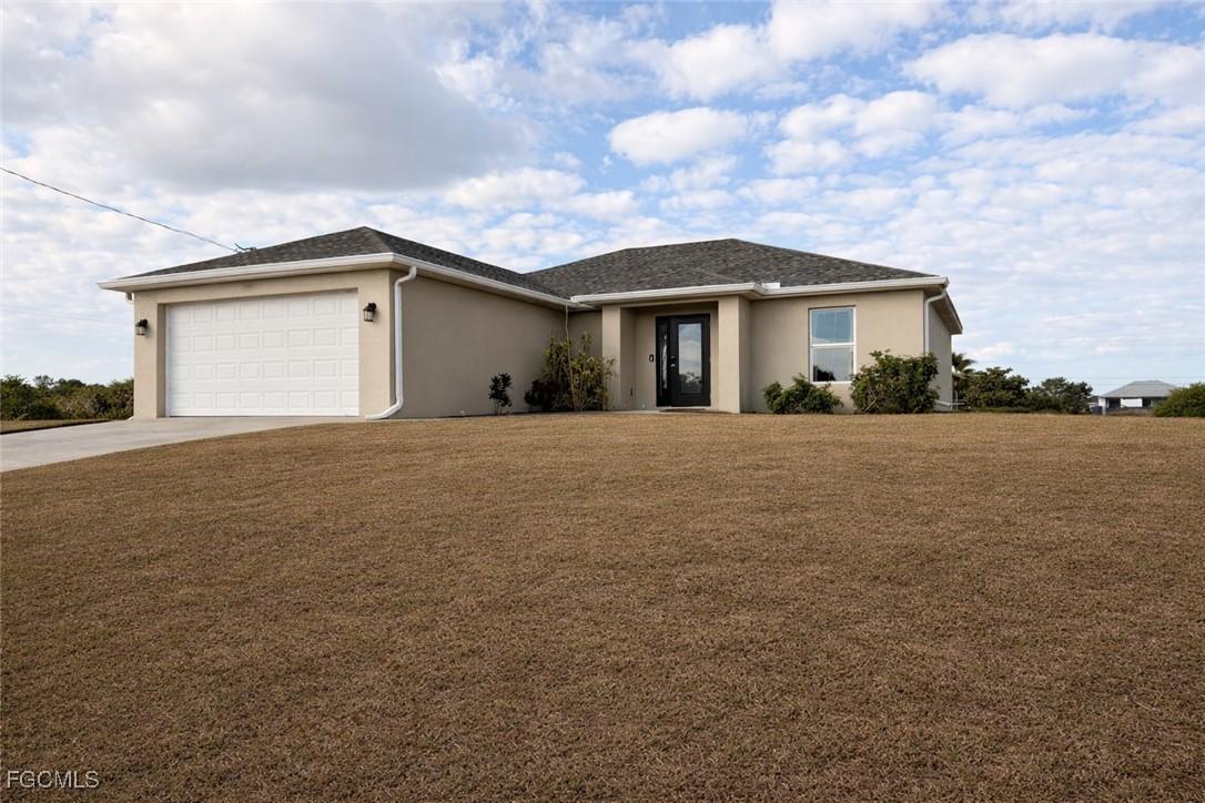 2016 NE 6th Ave., Cape Coral, FL 33909