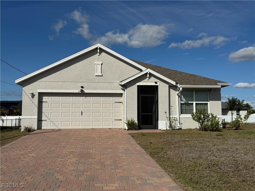 2201 NW 24th Ter., Cape Coral, FL 33993
