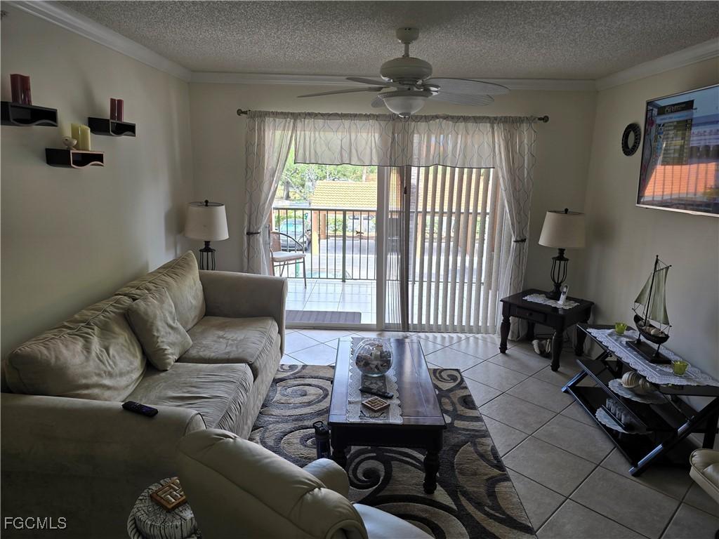 1210 Wildwood Lakes Blvd. #203, Naples, FL 34104