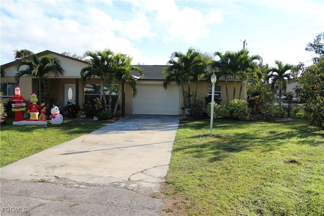 679 Canal Dr., North Fort Myers, FL 33903